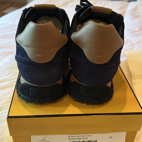 Mens Fendi Sneakers size 9.5 - Picture 5 of 8